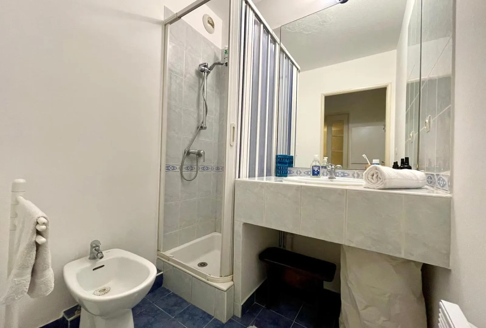 Charme Appartement Avec Terrasse Cannes